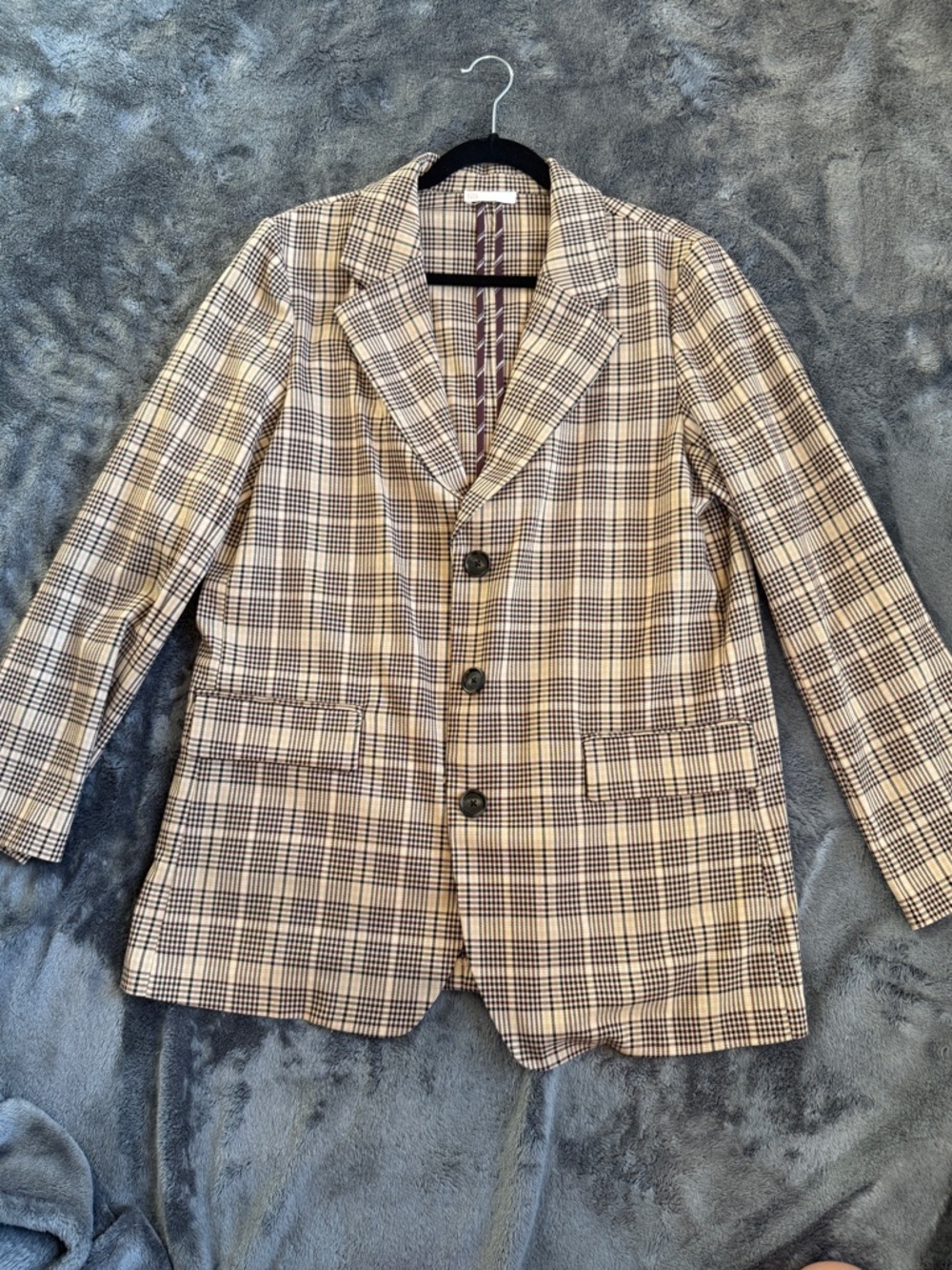 Gianni Bini Plaid oversized blazer- Beige and Brown